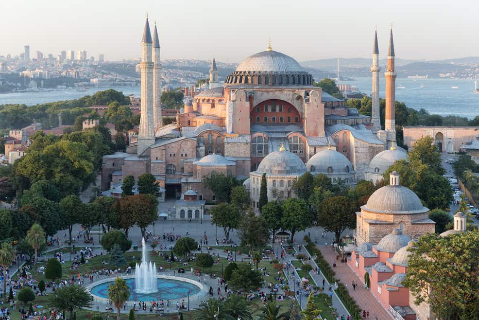 Pesan Damai dari Masjid Hagia Sophia